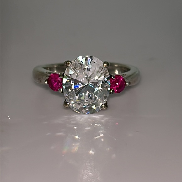 Vintage Solid 925 Sterling Silver Oval Faux Diamond Round Faux Ruby Rubies Ring - Picture 1 of 14